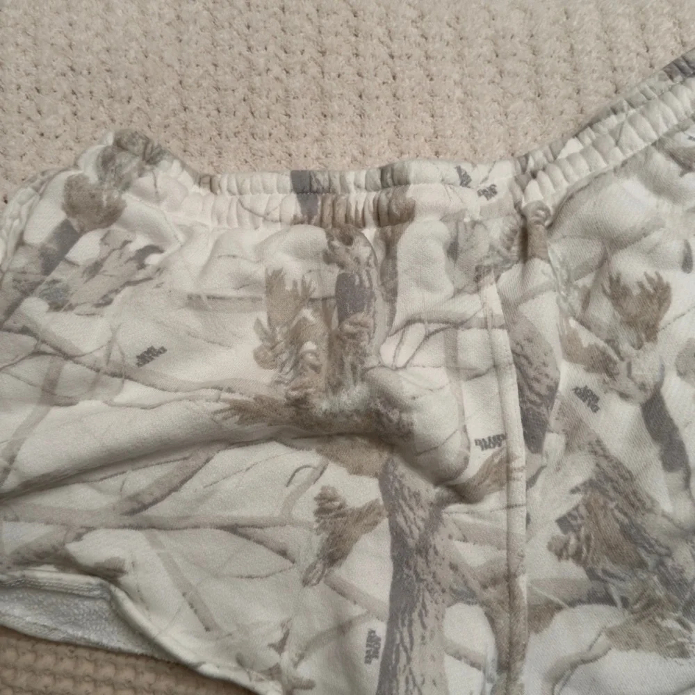 Dairy Boy Women's camo Shorts - White and Pink - Picture 4 of 7